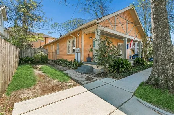 $1,700 | 3833 State St Drive, New Orleans, LA 70125
