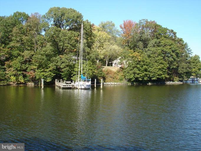 1 Green Heron Point Arnold, MD 21012 - Photo 1 of 1 Exterior (Main)