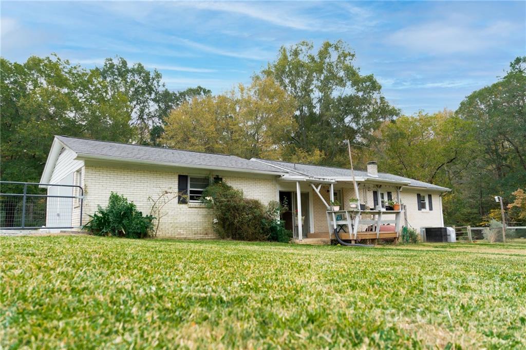 4150 McCoy Street Midland, NC 28107 - Photo 2 of 26 front view of a house with a yard