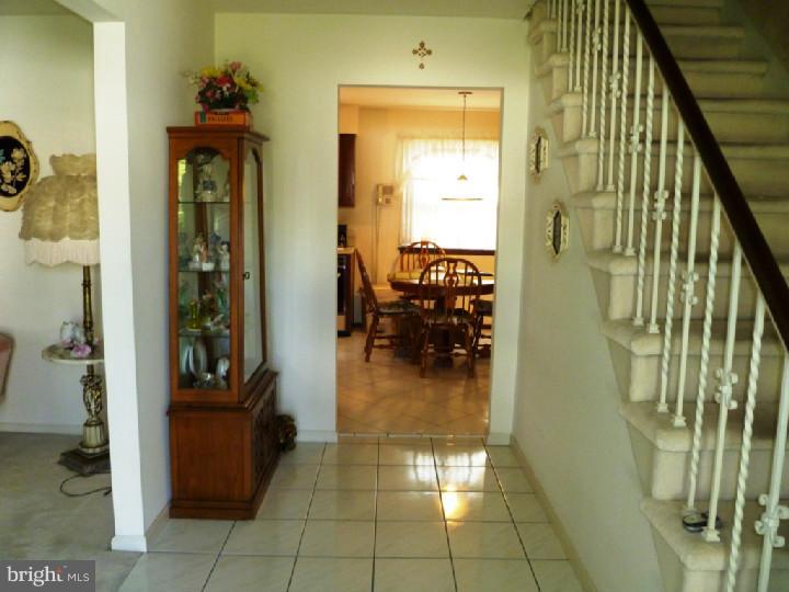 3 Midwood Road Evesham, NJ 08053 - Photo 3 of 25 Foyer