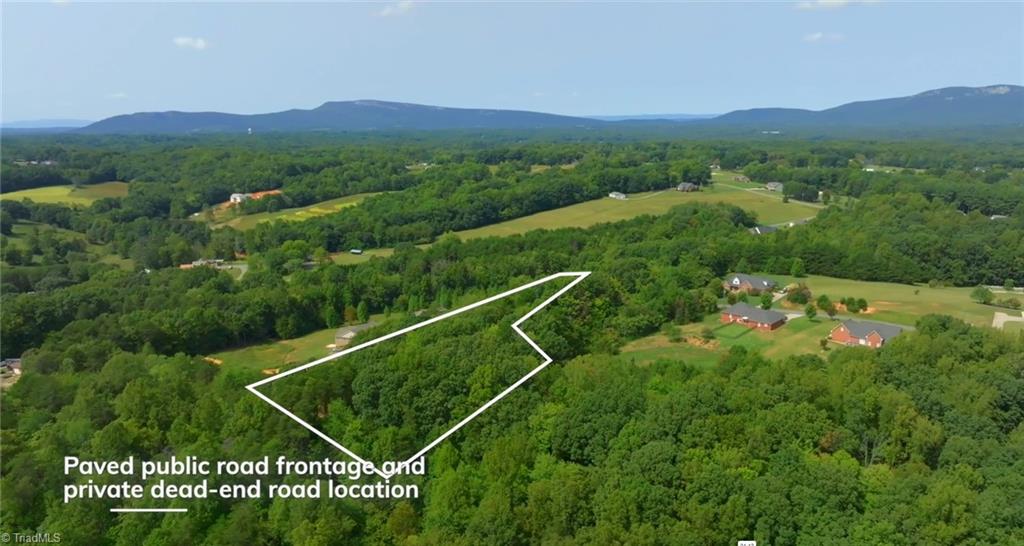 1095 Voss Hill Drive King, NC 27021 - Photo 2 of 37