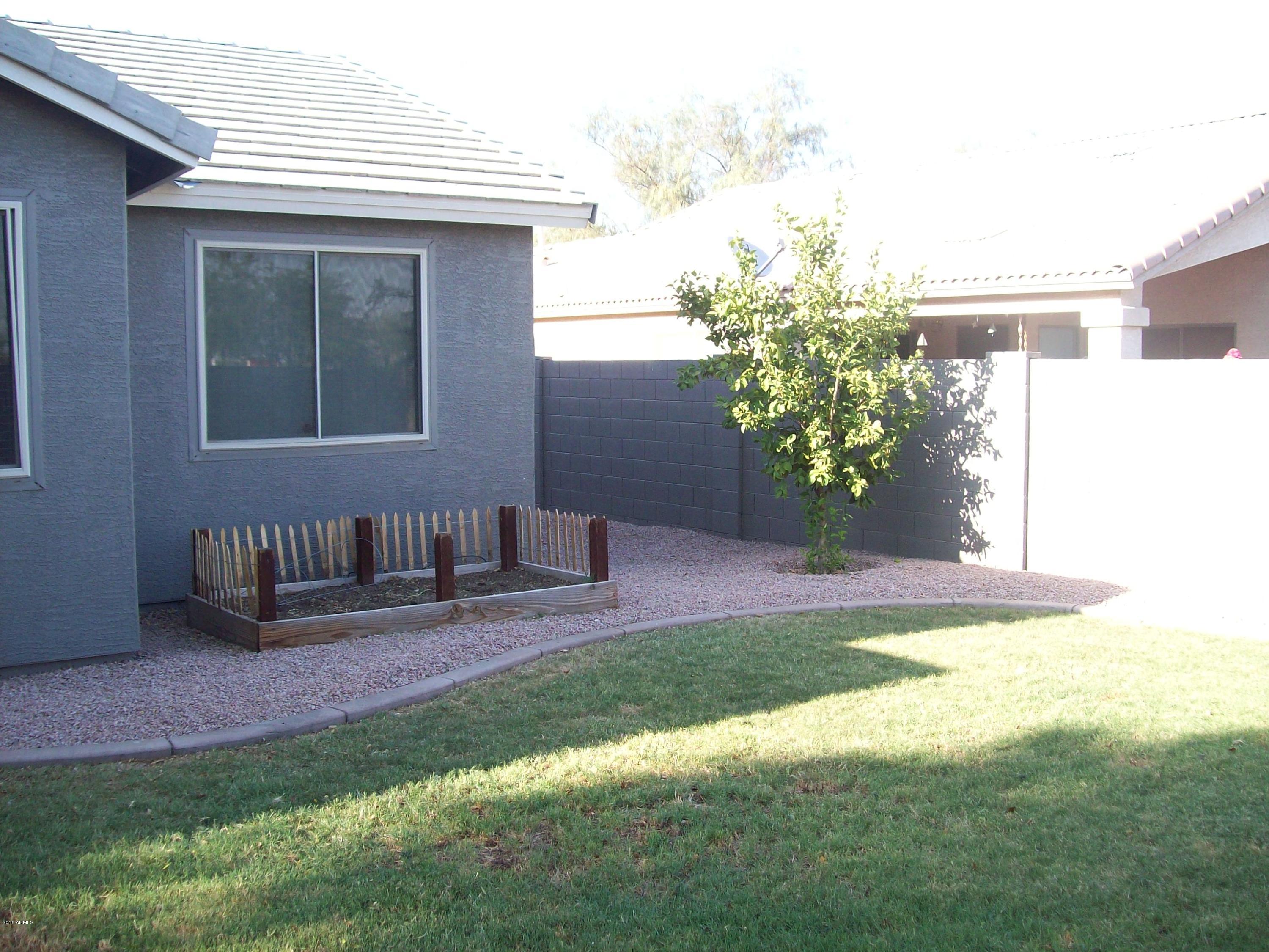 13313 West Boca Raton Road Surprise, AZ 85379 - Photo 14 of 45 101_1971