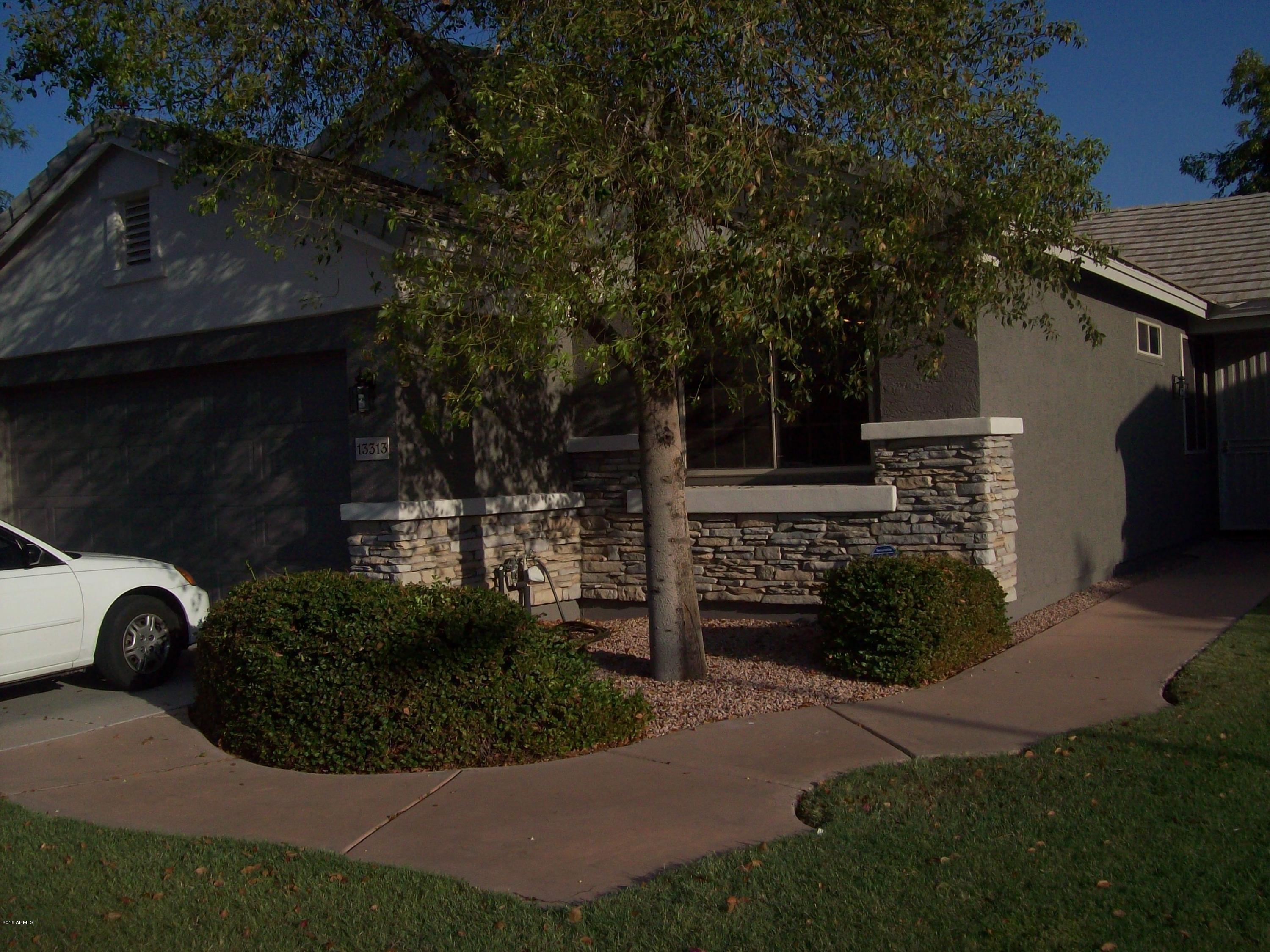 13313 West Boca Raton Road Surprise, AZ 85379 - Photo 5 of 45 101_2023