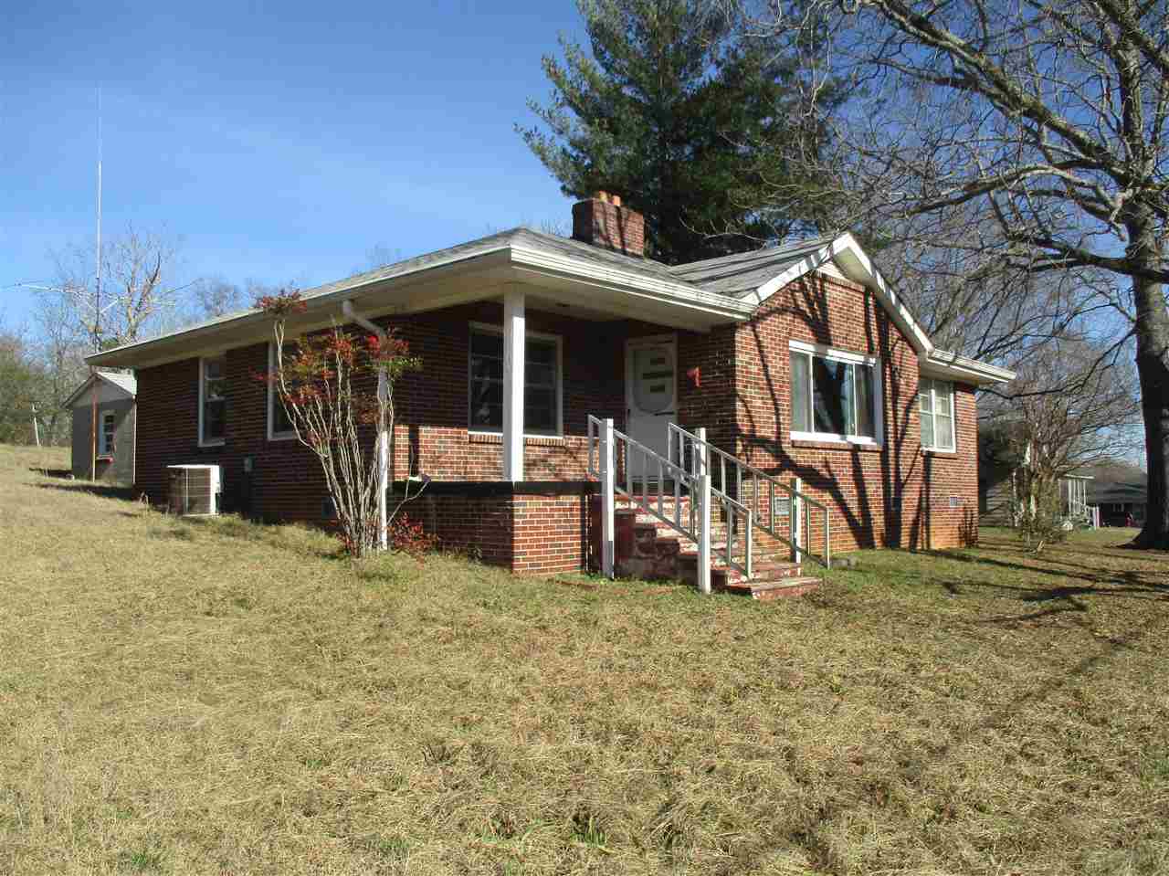 102 Davis Street Union, SC 29379 - Photo 3 of 17