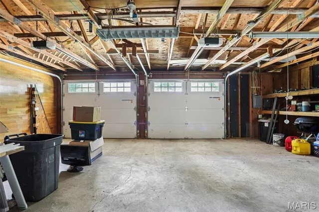 $397,500 | 16010 Lemon Lane, Butler, IL 62015