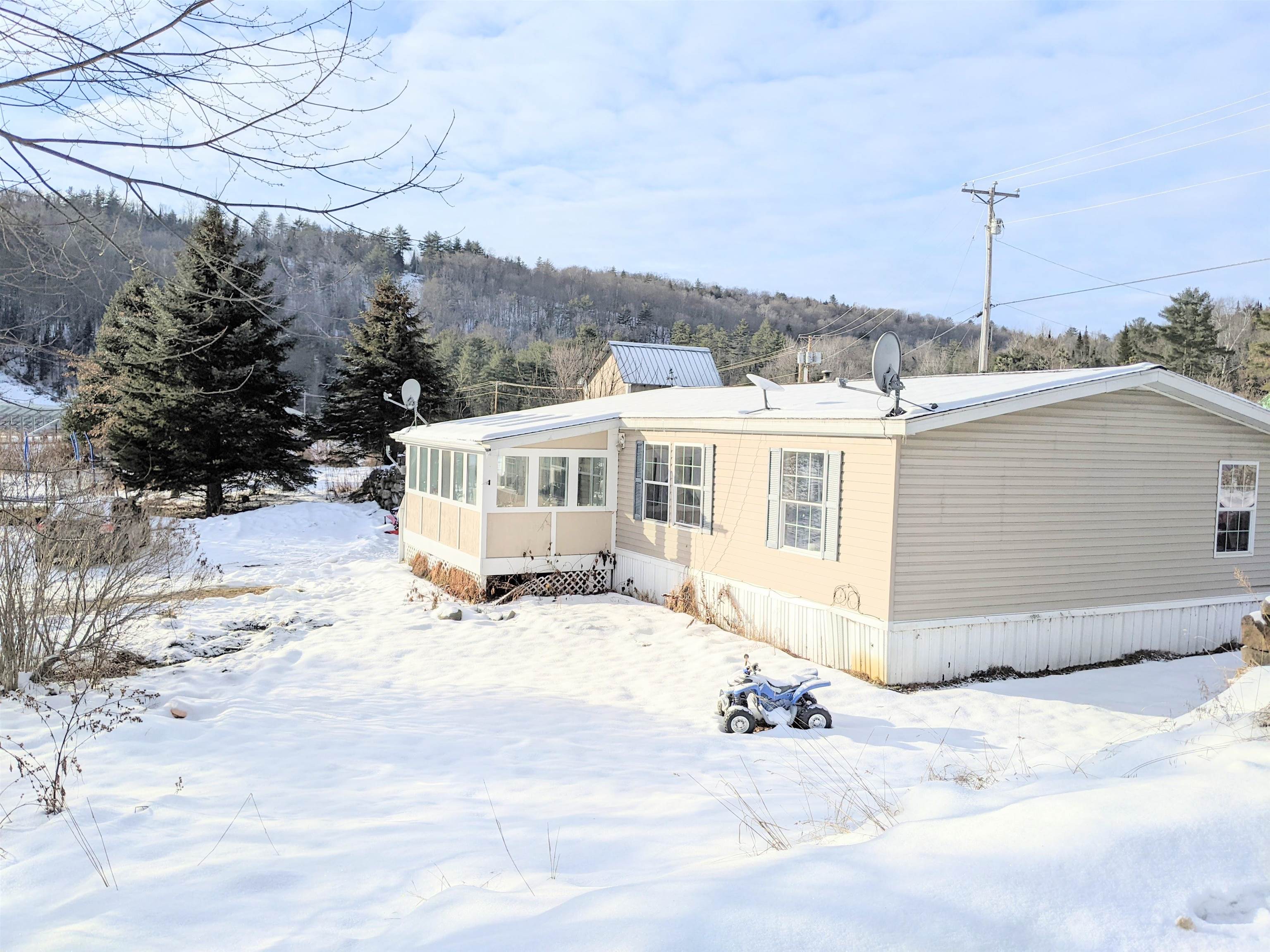 2394 Duck Pond Road Waterford, VT 05819 - Photo 3 of 17