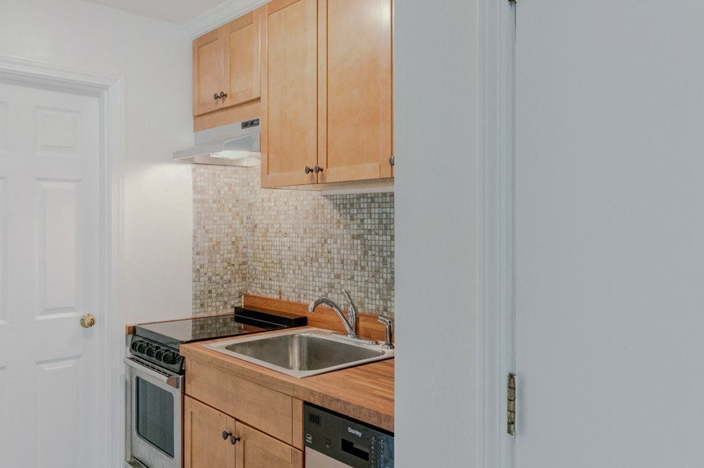 35 Liberty Square Road, Unit C Boxborough, MA 01719 - Photo 5 of 13
