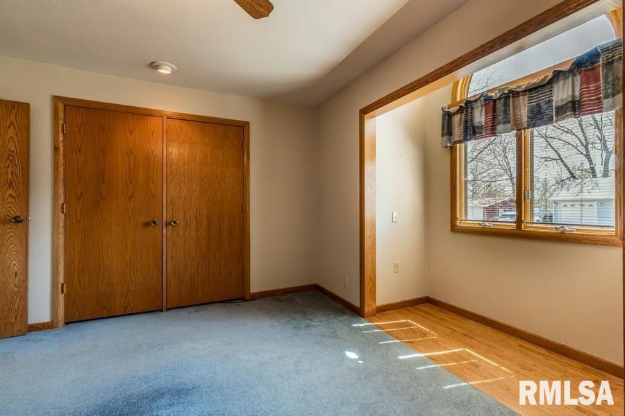 402 Maple Avenue Morrison, IL 61270 - Photo 13 of 21
