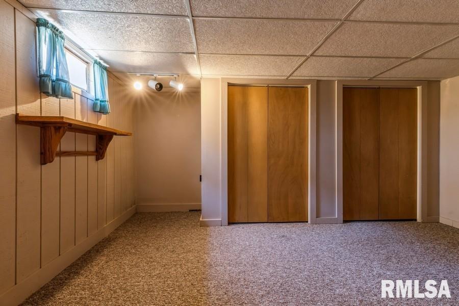 402 Maple Avenue Morrison, IL 61270 - Photo 17 of 21