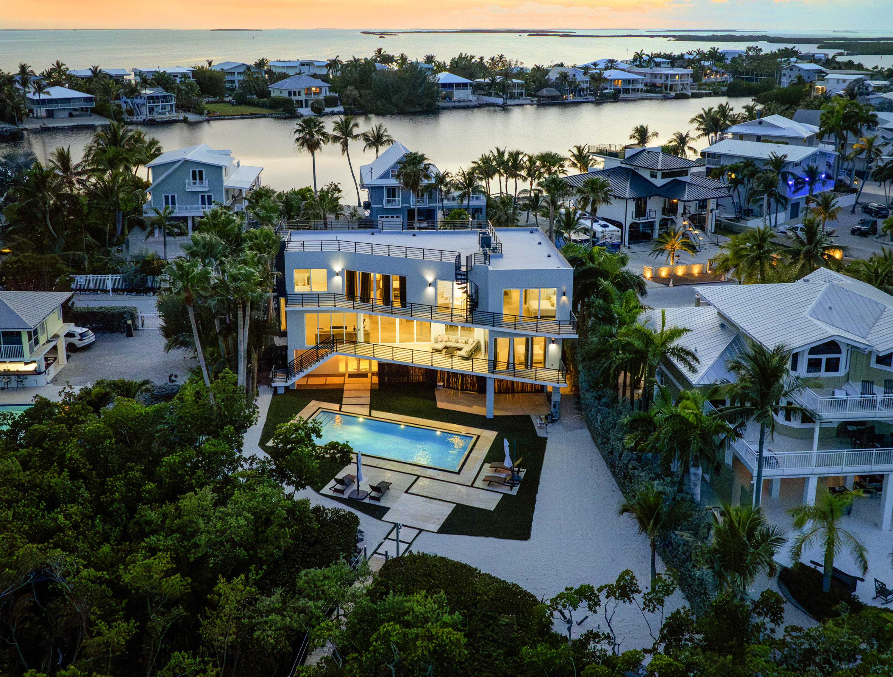 49 Mutiny Place Key Largo, FL 33037 - Photo 43 of 43 rear view at duck
