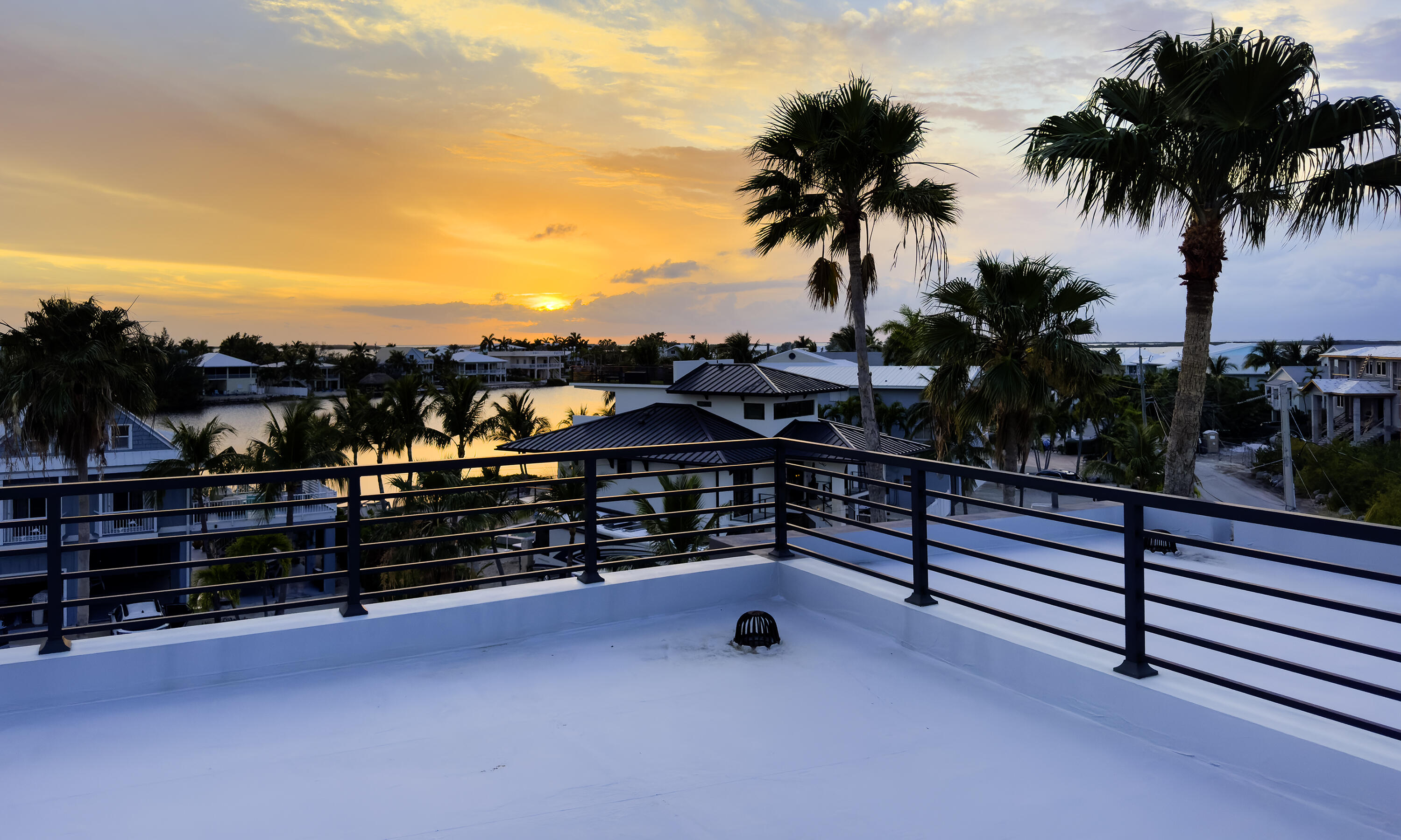 49 Mutiny Place Key Largo, FL 33037 - Photo 5 of 43 rooftop at sunset