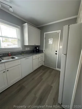 $1,200 | 2003 Camden Road, Fayetteville, NC 28306