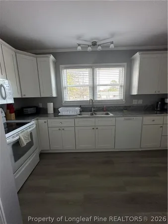 $1,200 | 2003 Camden Road, Fayetteville, NC 28306