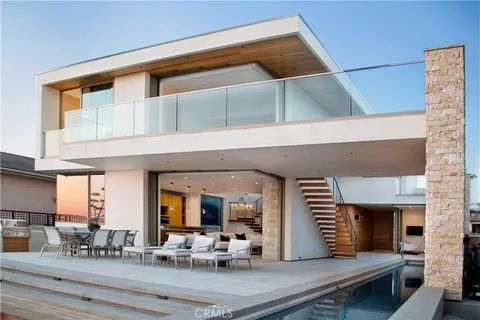 $40,000 | 2010 Calle De Los Alamos, San Clemente, CA 92672