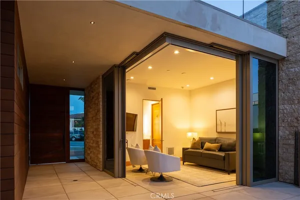 $40,000 | 2010 Calle De Los Alamos, San Clemente, CA 92672