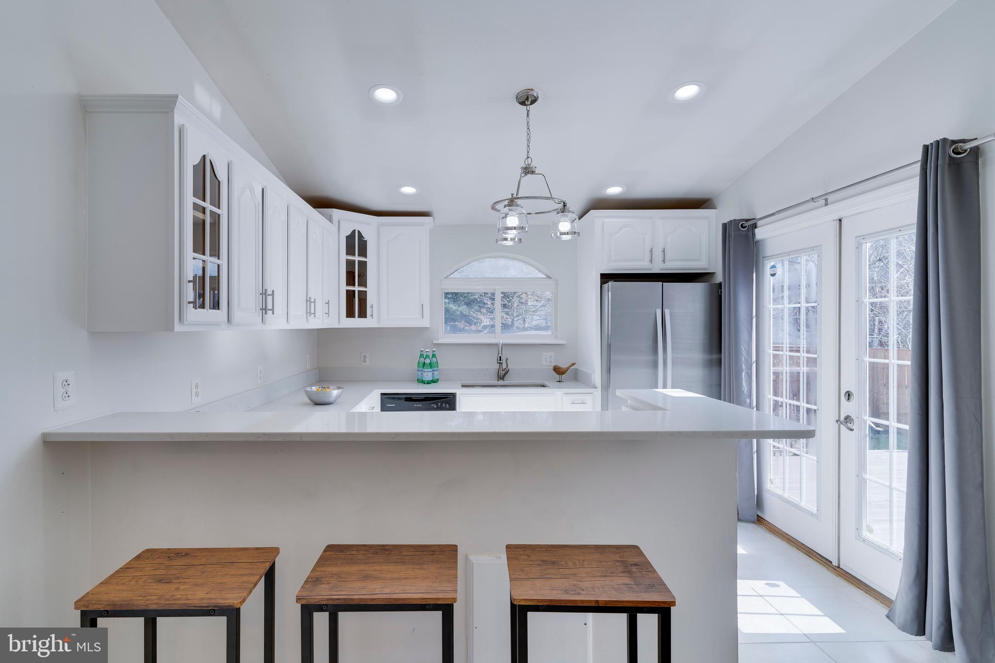 8121 Old Georgetown Road Bethesda, MD 20814 - Photo 13 of 41 Kitchen Addition w Vaulted Cailing