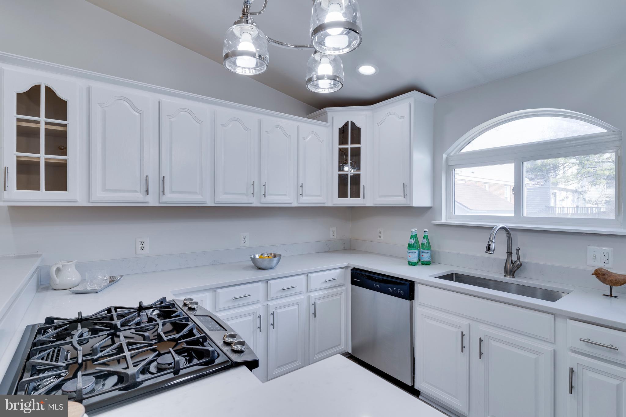 8121 Old Georgetown Road Bethesda, MD 20814 - Photo 17 of 41