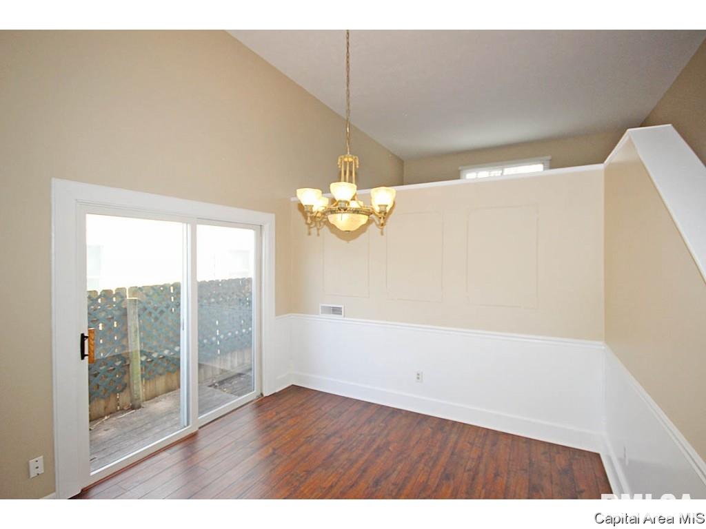 108 Veneto Villa Springfield, IL 62703 - Photo 3 of 36 Gallery Image 3