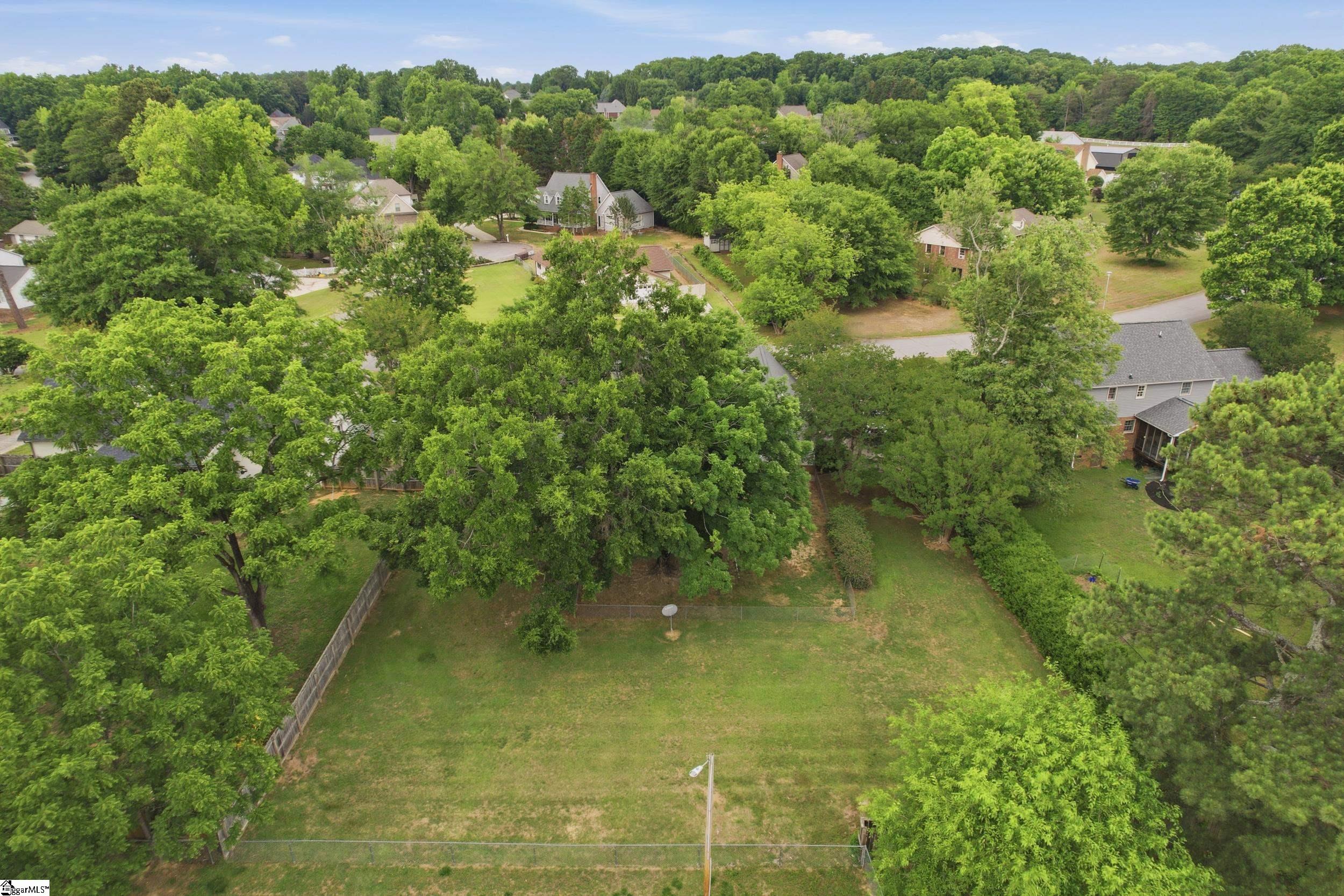 205 Huntington Road Easley, SC 29642 - Photo 33 of 35
