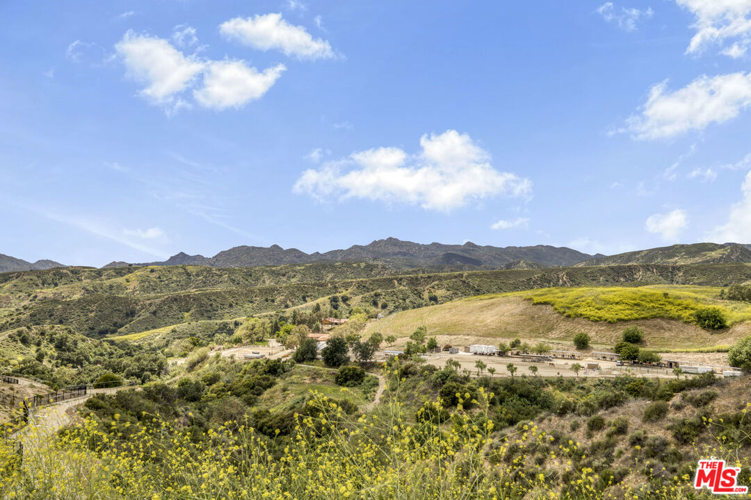 12509 Saddle Court Porter Ranch, CA 91326 - Photo 25 of 50
