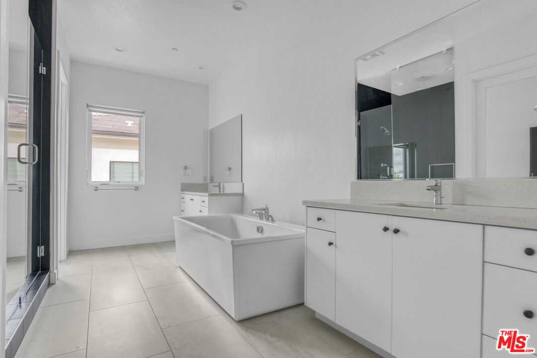 12509 Saddle Court Porter Ranch, CA 91326 - Photo 36 of 50