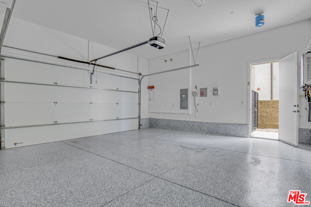 12509 Saddle Court Porter Ranch, CA 91326 - Photo 44 of 50