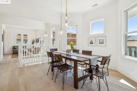 $1,599,000 | 4440 Howe Street, Oakland, CA 94611