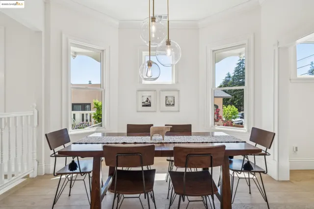 $1,599,000 | 4440 Howe Street, Oakland, CA 94611