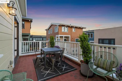 $1,599,000 | 4440 Howe Street, Oakland, CA 94611