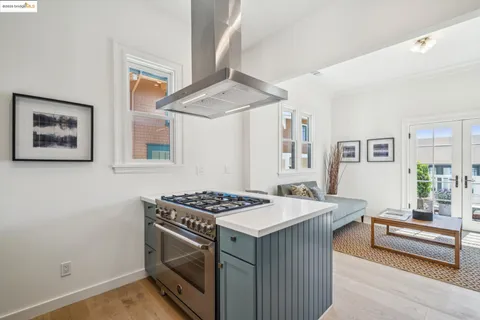 $1,599,000 | 4440 Howe Street, Oakland, CA 94611