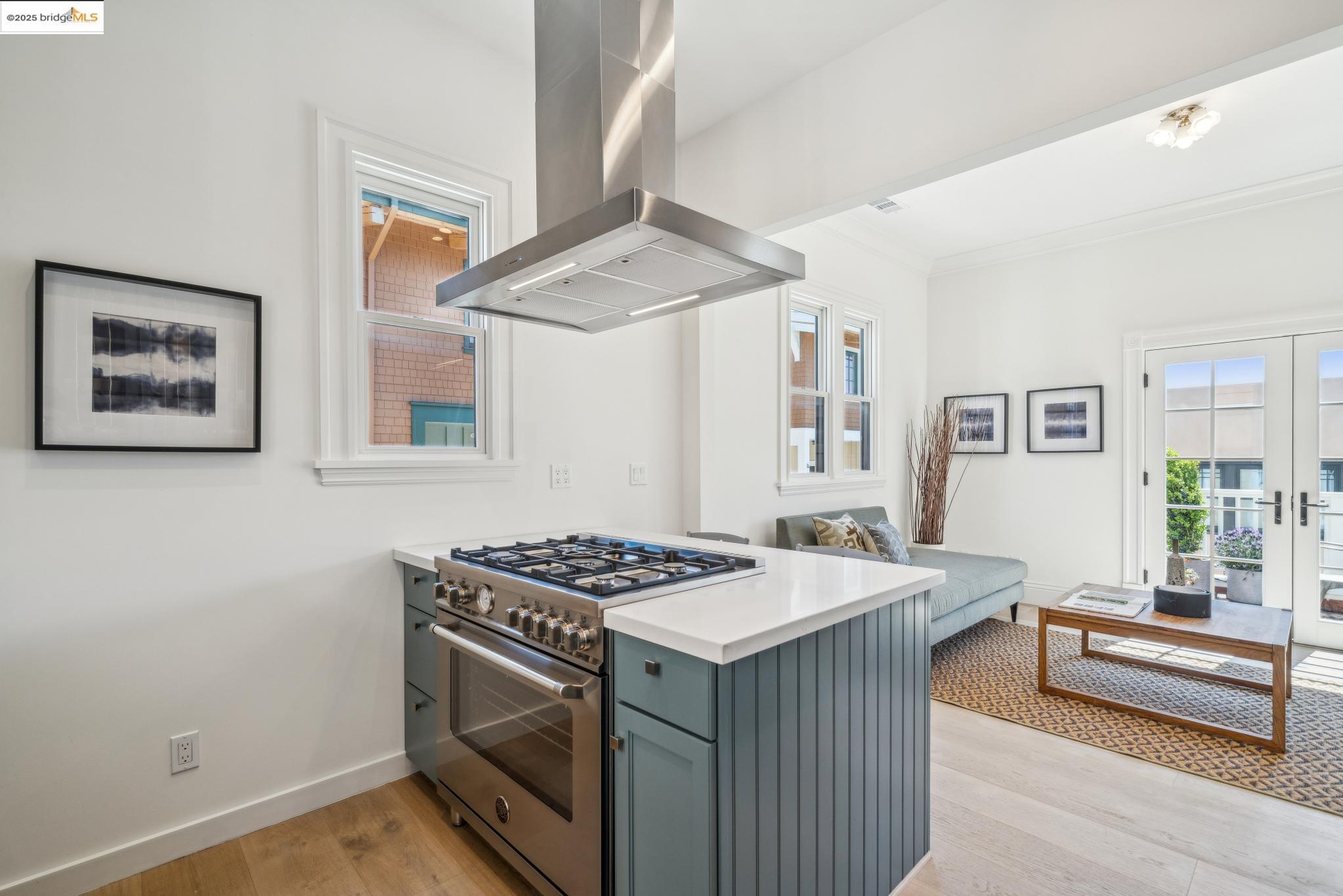 4440 Howe Street Oakland, CA 94611 - Photo 27 of 57