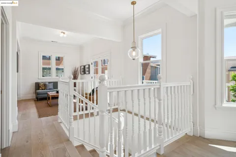 $1,599,000 | 4440 Howe Street, Oakland, CA 94611