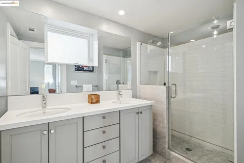 $1,599,000 | 4440 Howe Street, Oakland, CA 94611