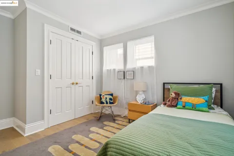 $1,599,000 | 4440 Howe Street, Oakland, CA 94611