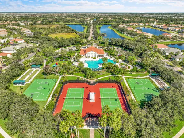 $624,900 | 11460 Southwest Fieldstone Way, Port St. Lucie, FL 34987