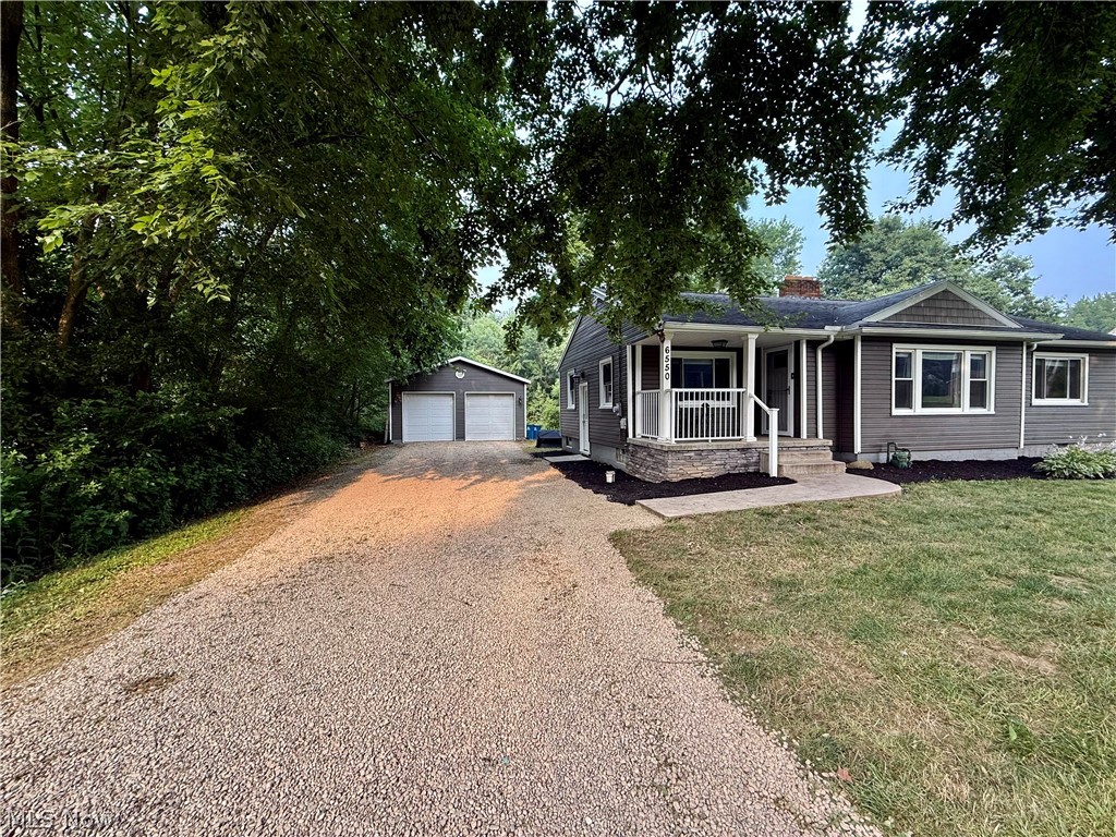 6550 Manchester Road New Franklin, OH 44216 - Photo 2 of 37