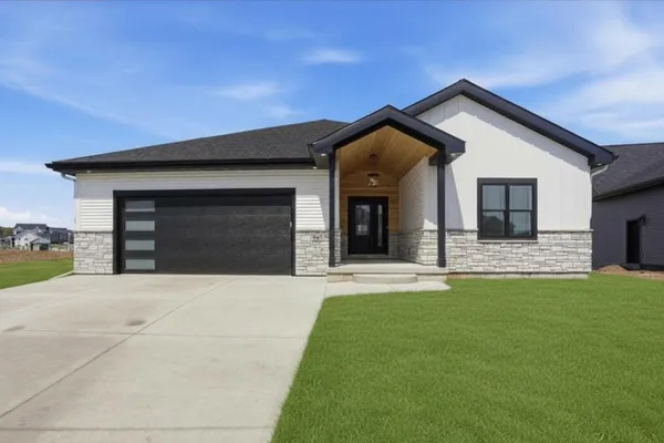 $1,100,000 | 567 Morning Cove, Verona, WI 53593