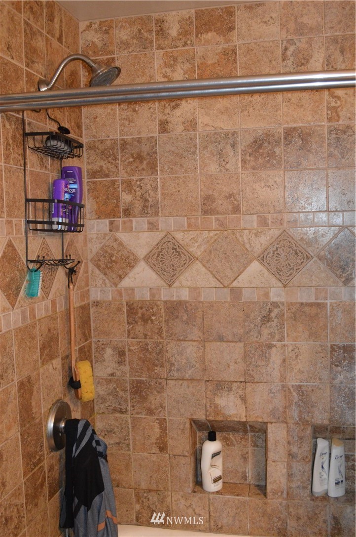 13824 Southeast 192nd Street Renton, WA 98058 - Photo 8 of 12 Gallery Image 8