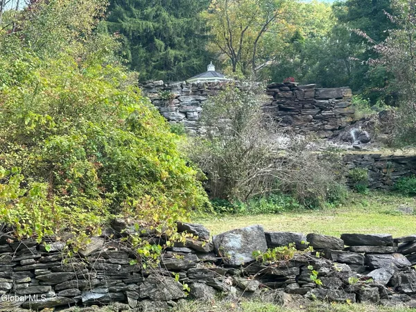 $689,365 | 118 Old Shaker Road, New Lebanon, NY 12125