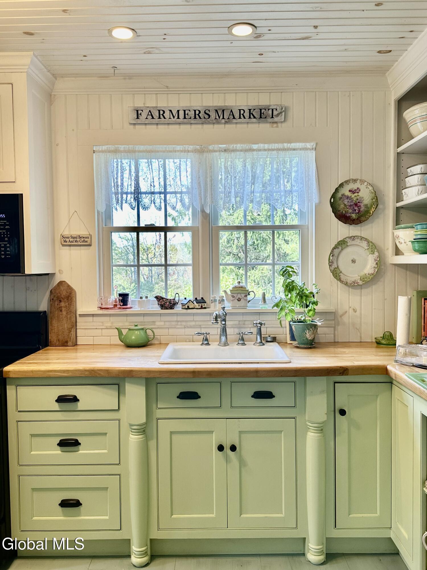 118 Old Shaker Road New Lebanon, NY 12125 - Photo 10 of 37 Carol kitchen sink 2