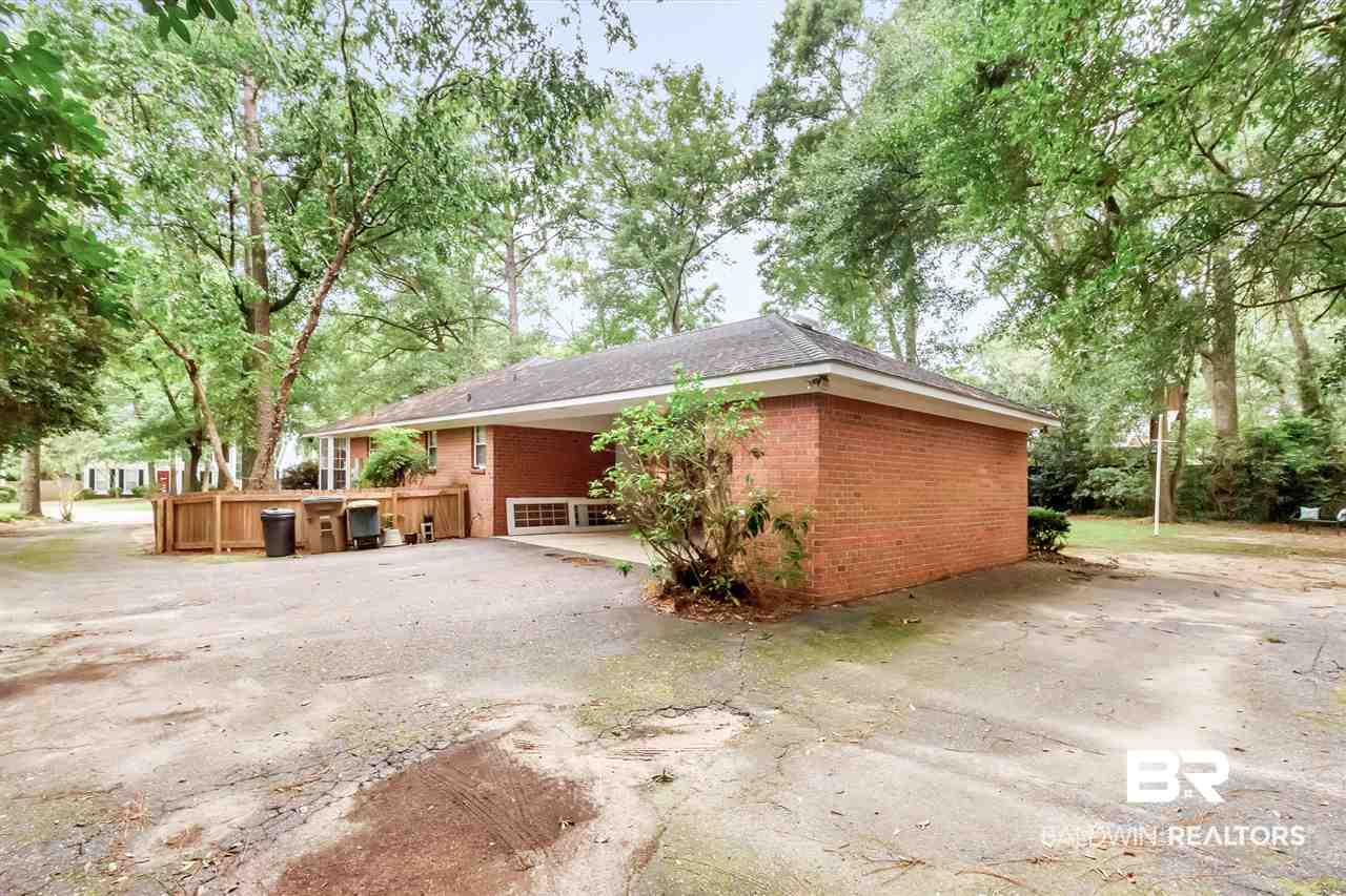 907 Wesley Avenue Mobile, AL 36609 - Photo 34 of 36