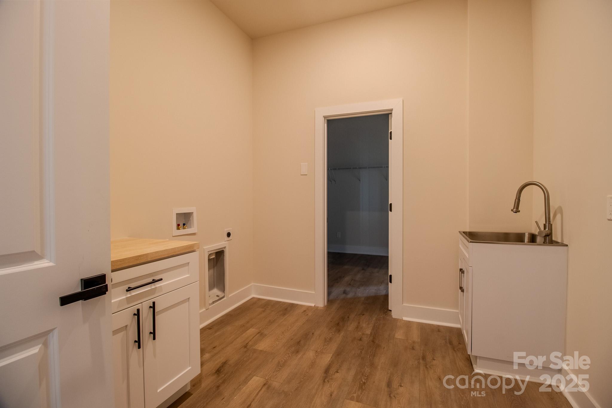 1429 Coppergate Drive Salisbury, NC 28147 - Photo 21 of 37 a view of a kitchen from the hallway