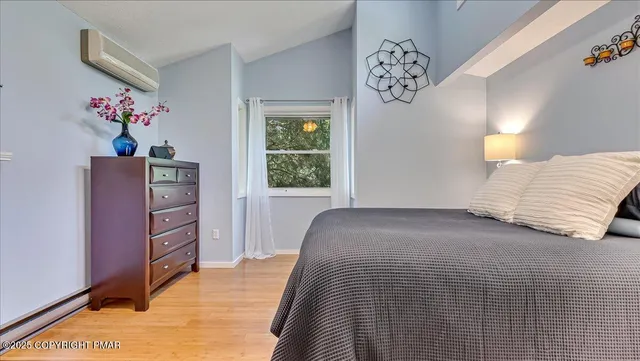 $390,000 | 130 Surrey Drive, Hawley, PA 18428