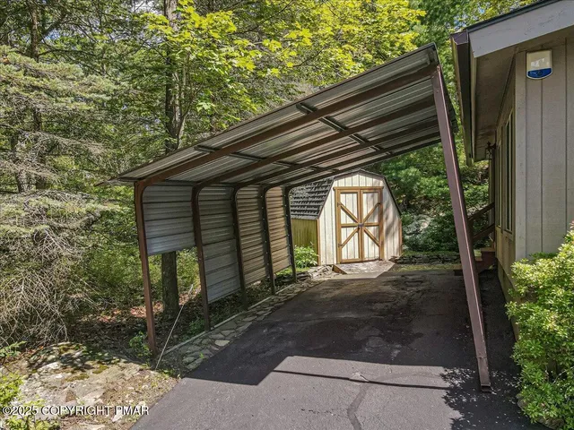 $390,000 | 130 Surrey Drive, Hawley, PA 18428