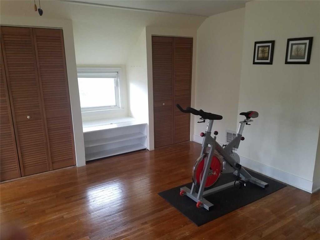 402 Highland Road Pittsburgh, PA 15235 - Photo 11 of 20 Gallery Image 11
