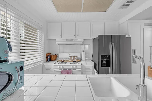 $299,999 | 6687 Greenback Lane, Citrus Heights, CA 95621