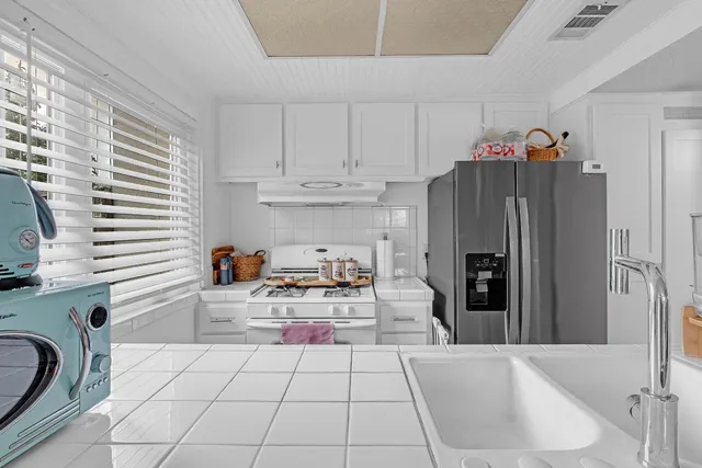 $299,999 | 6687 Greenback Lane, Citrus Heights, CA 95621