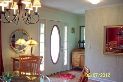 701 3rd Avenue West Springfield, TN 37172 - Photo 4 of 20 WHAT A BEAUTIFUL ENTRY!