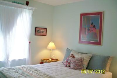 701 3rd Avenue West Springfield, TN 37172 - Photo 10 of 20 GUEST BEDROOM HAS A COOL AND AIRY FEEL! VERY RELAXING COLORS!