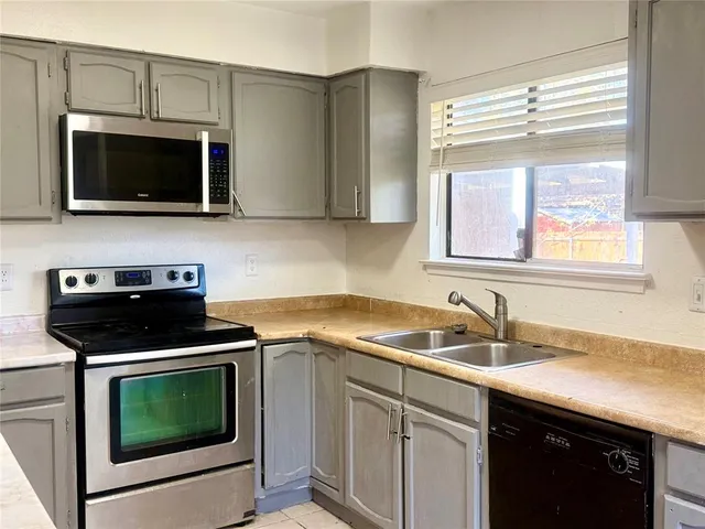 $235,000 | 2409 Springridge Drive, Arlington, TX 76014